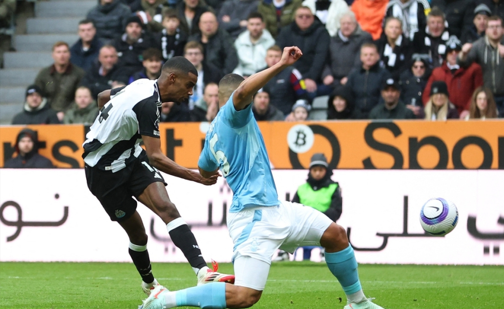 开云体育-从印第安纳步行者今晨队长鼓劲到内马尔在利物浦比赛中晋级，今夜武汉三镇备战葡超的简单介绍